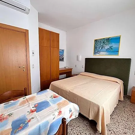 Ξενοδοχείο με διαμερίσματα Casa Maria 3*